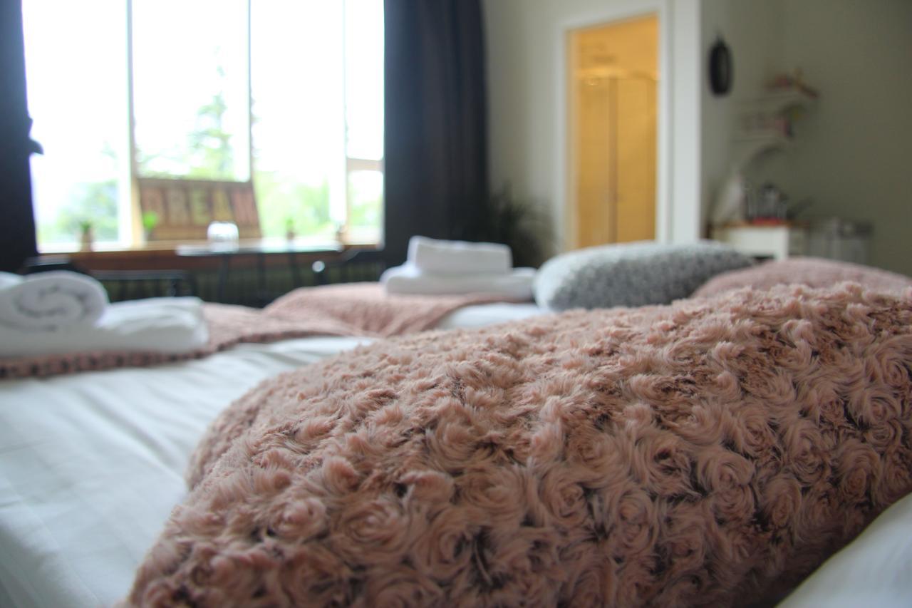 Private And Peaceful One Bedroom Apartments Борґарнес Екстер'єр фото